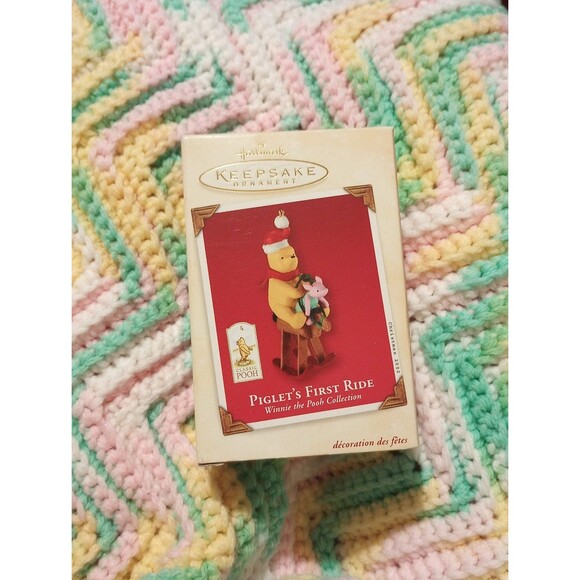 Hallmark Keepsake Piglets First Ride Winnie the Pooh Ornament - Picture 1 of 9